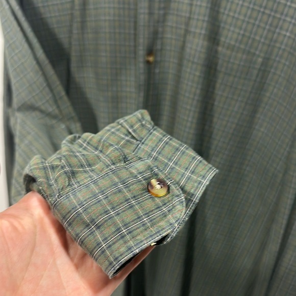 VINTAGE L.L. Bean Green Casual Button Down Shirt - Picture 4 of 6